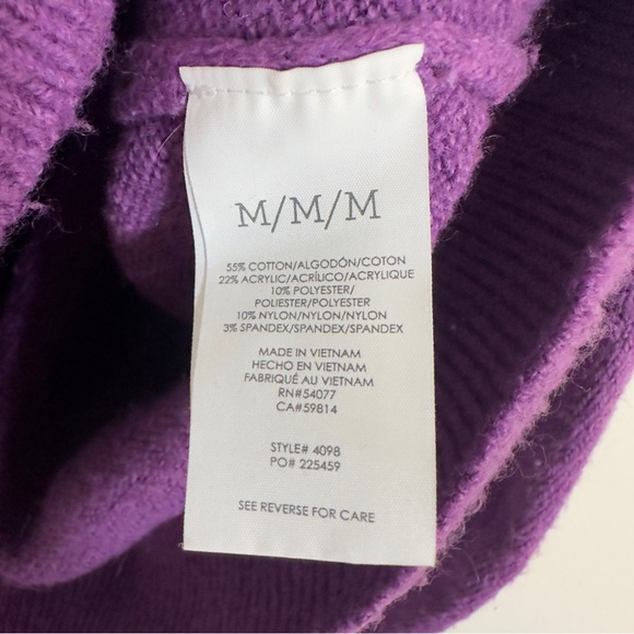 Cabi knit Purple luxury violet pullover v-neck Sweater - Picture 5 of 7